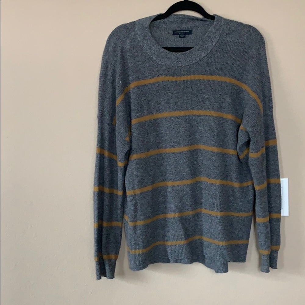 American eagle sweater
